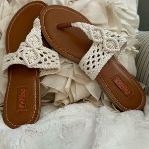 Crochet Sandals in Off White. Size 8